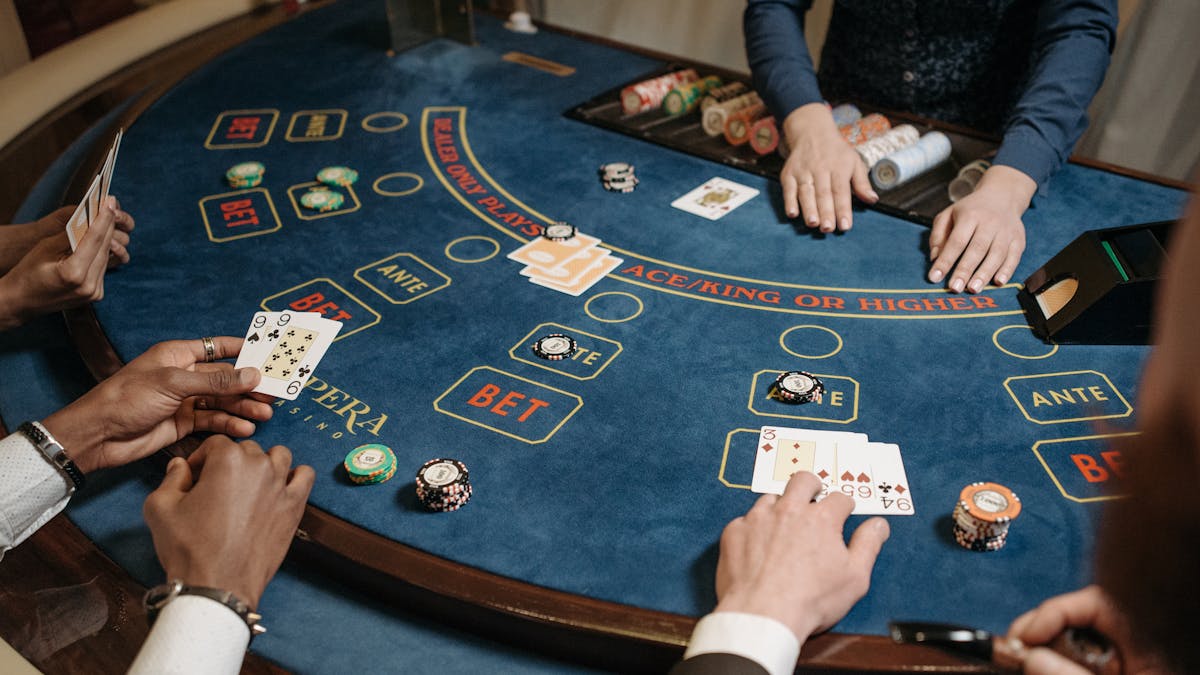 How casino customer support works — channels and quality